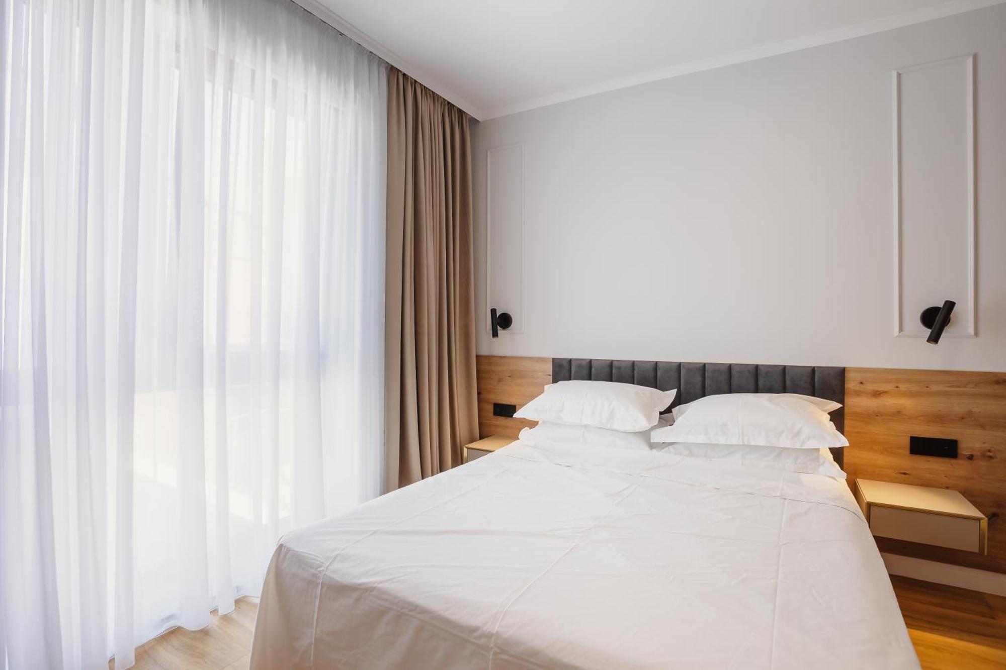 كلوج-نابوكا Bloom Downtown Suites المظهر الخارجي الصورة