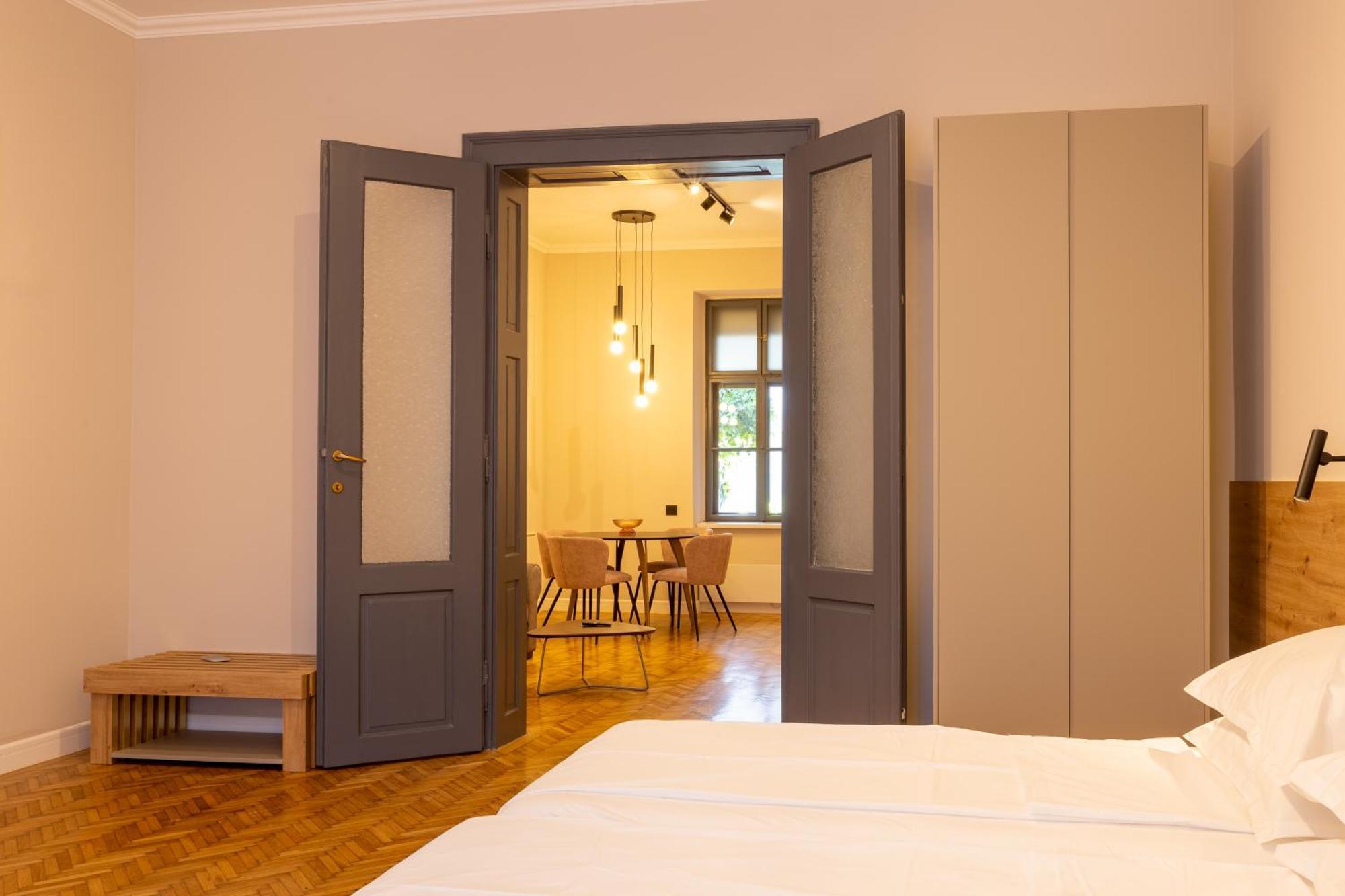 كلوج-نابوكا Bloom Downtown Suites المظهر الخارجي الصورة