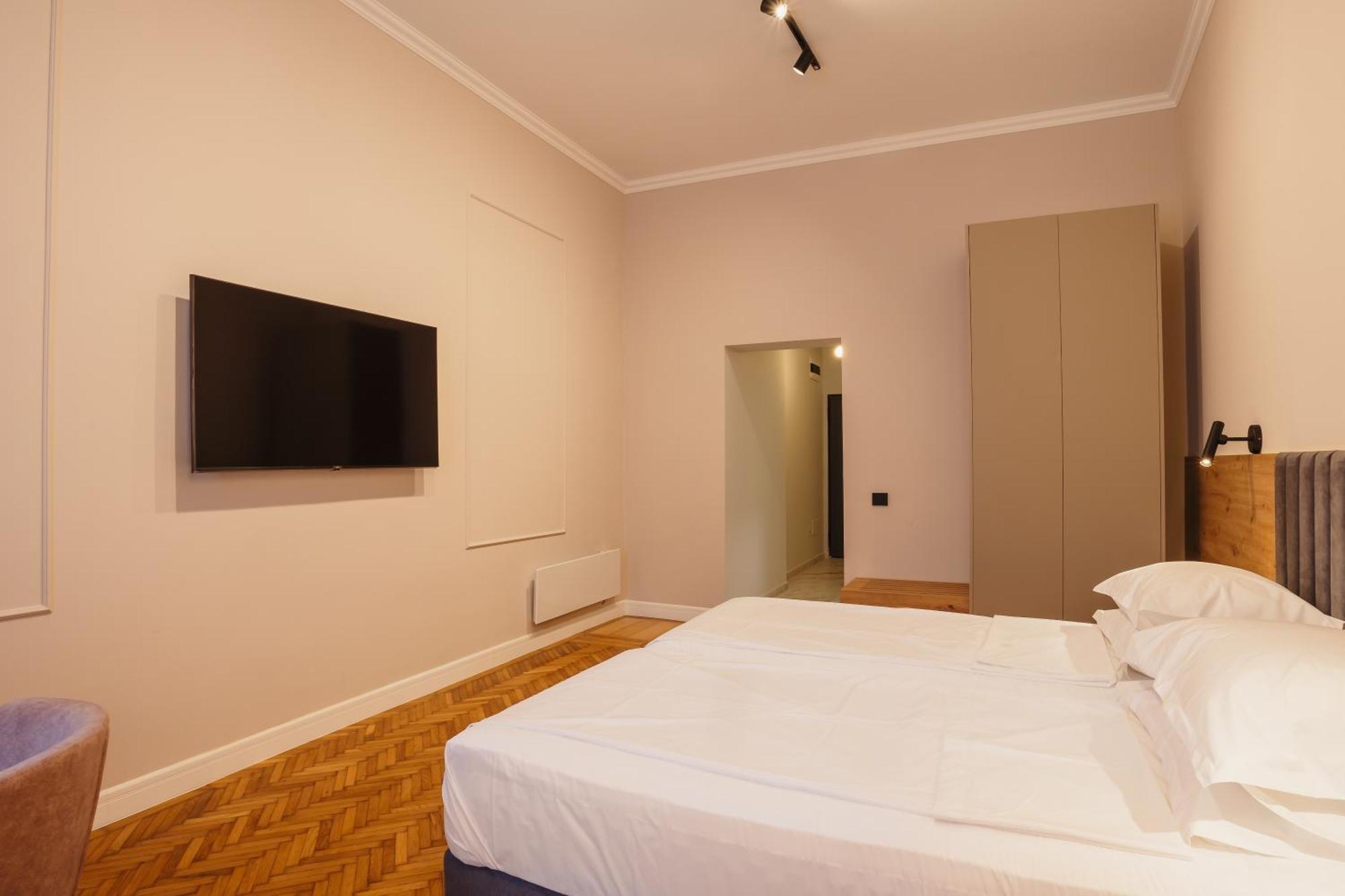 كلوج-نابوكا Bloom Downtown Suites المظهر الخارجي الصورة