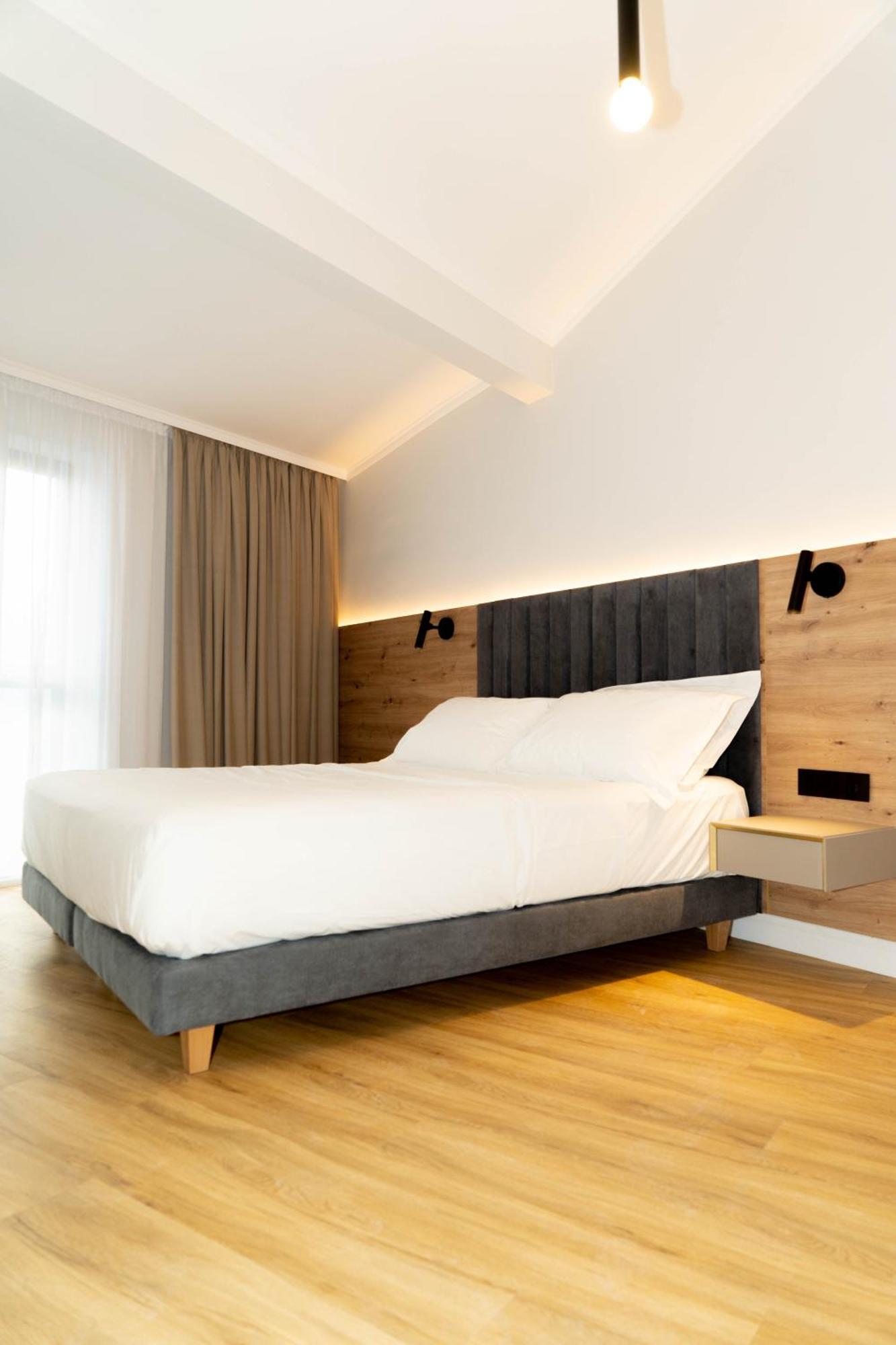 كلوج-نابوكا Bloom Downtown Suites المظهر الخارجي الصورة